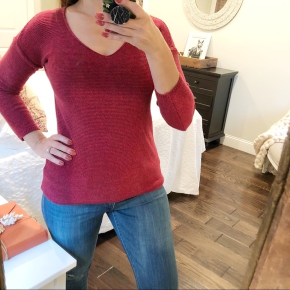 OLD NAVY Extra Small cranberry color hi lo sweater - Picture 1 of 4